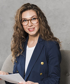 Assistant manager working at a full service marketing agency